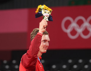 Olympic Gold, New Shirt and Royal Favour